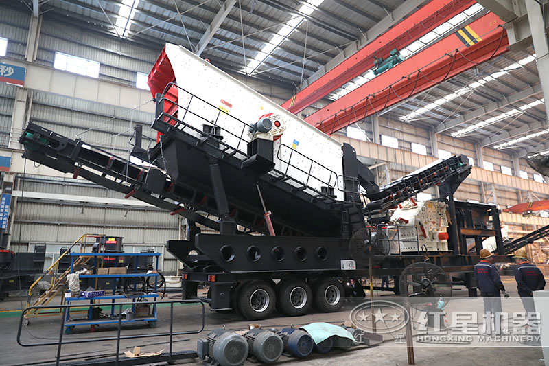 反擊式移動破碎站，搭載振動篩