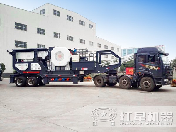 風(fēng)化砂移動(dòng)制砂機(jī)直接開著道現(xiàn)場施工 風(fēng)化砂移動(dòng)制砂機(jī)直接開著道現(xiàn)場施工