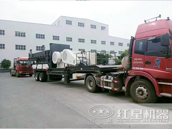 車(chē)載粉石機(jī)發(fā)貨圖