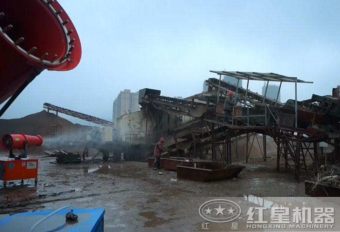 移動破碎機(jī)除塵細(xì)節(jié)展示