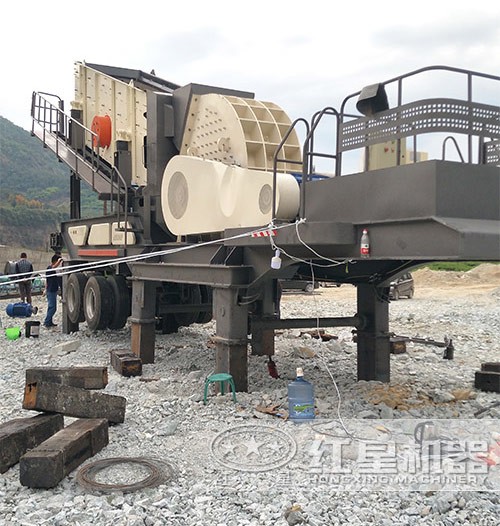 時產300噸移動重錘式破碎生產線現(xiàn)場