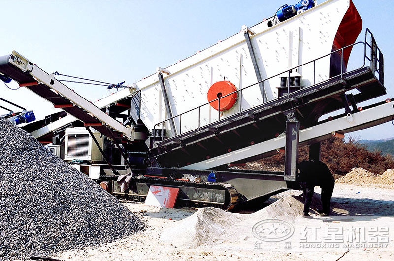 車載碎石機(jī)移動(dòng)靈活，開(kāi)起來(lái)就能跑