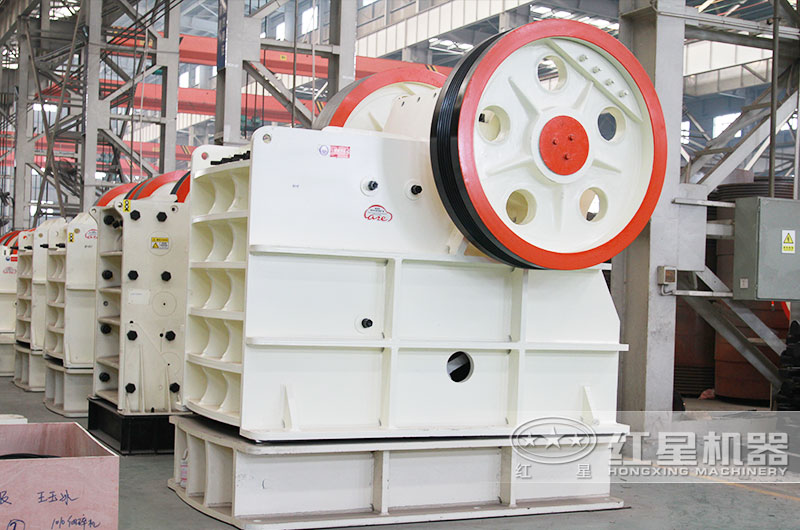 鄂式破碎機(jī)破碎比大，產(chǎn)量高