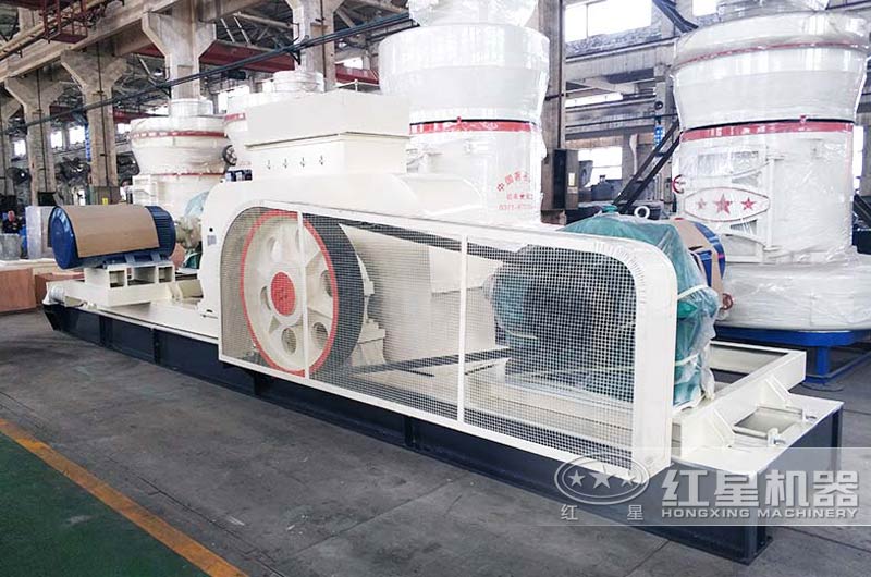 對輥式制砂機(jī)，體積小，移動(dòng)方便