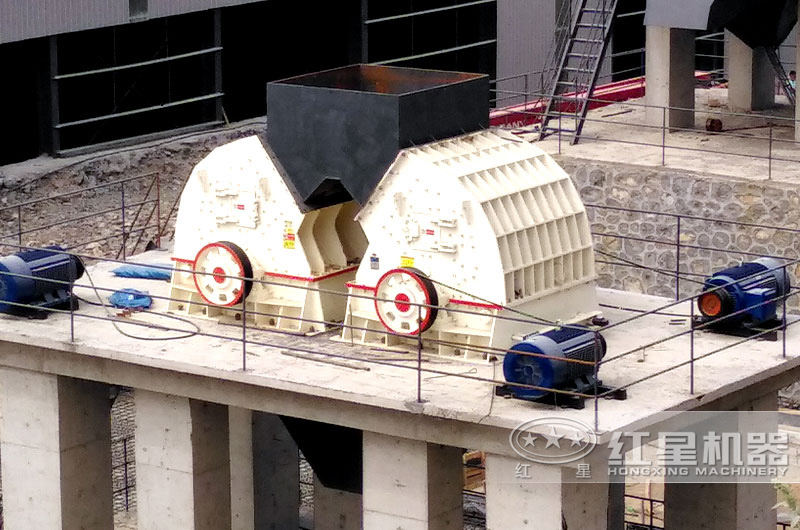 時(shí)產(chǎn)500噸礦山錘式破碎機(jī)價(jià)格多少？型號(hào)有哪些？