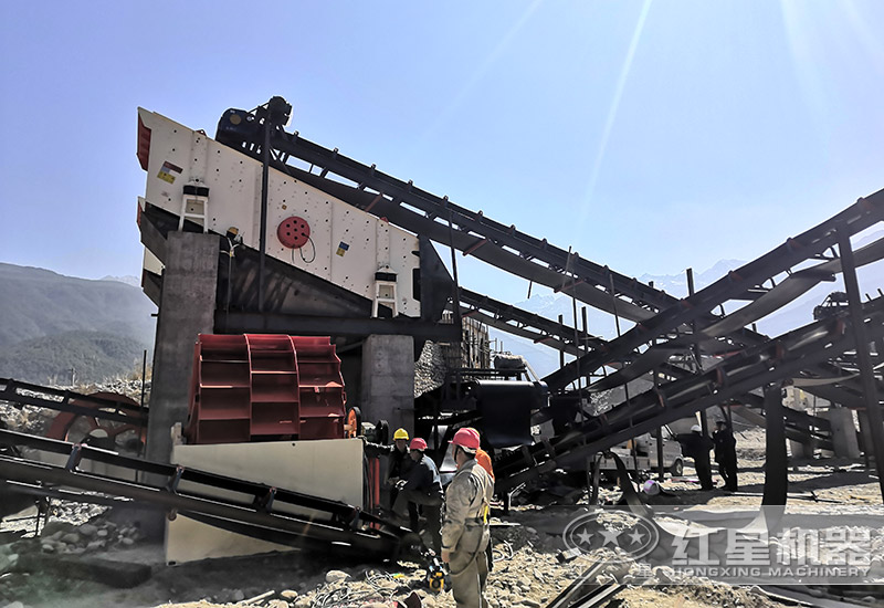 時產(chǎn)量300噸水洗砂機(jī)器設(shè)備現(xiàn)場